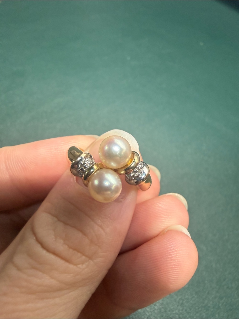 14kt Gold Toi Pearl Ring by Alwand Vahan Wrap Style white+yellow Gold 6 Diamonds